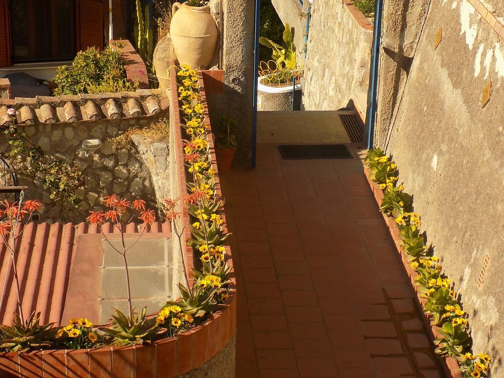 Maison De Fleurs Maiori Exterior foto